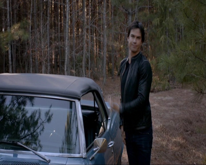 VampireDiariesWorld-dot-nl_7x19SomebodyThatIUsedtoKnow0273.jpg