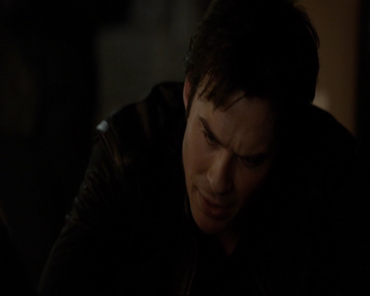 VampireDiariesWorld-dot-nl_7x19SomebodyThatIUsedtoKnow0503.jpg