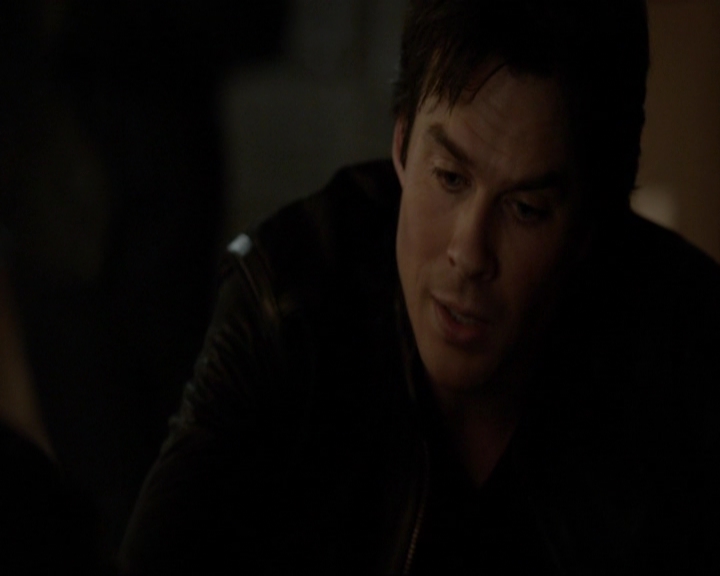 VampireDiariesWorld-dot-nl_7x19SomebodyThatIUsedtoKnow0505.jpg