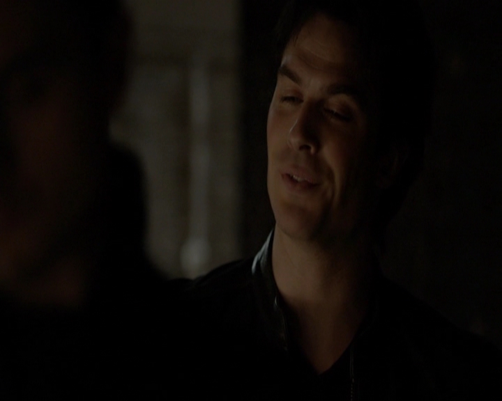 VampireDiariesWorld-dot-nl_7x19SomebodyThatIUsedtoKnow0541.jpg