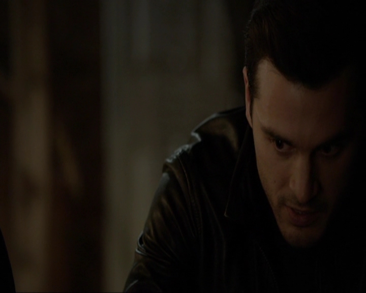 VampireDiariesWorld-dot-nl_7x19SomebodyThatIUsedtoKnow0561.jpg