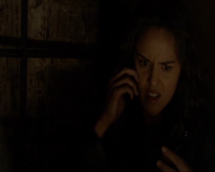 VampireDiariesWorld-dot-nl_7x19SomebodyThatIUsedtoKnow0800.jpg