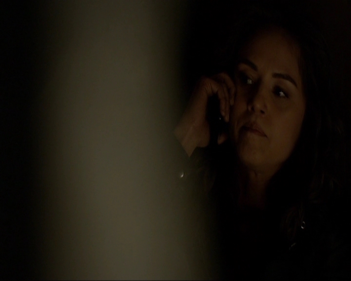 VampireDiariesWorld-dot-nl_7x19SomebodyThatIUsedtoKnow0874.jpg