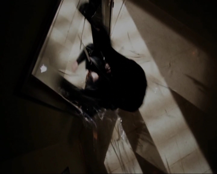 VampireDiariesWorld-dot-nl_7x19SomebodyThatIUsedtoKnow0903.jpg