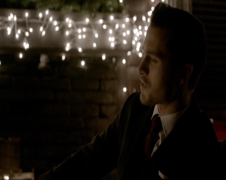 VampireDiariesWorld-dot-nl_7x19SomebodyThatIUsedtoKnow1051.jpg