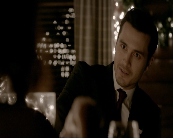 VampireDiariesWorld-dot-nl_7x19SomebodyThatIUsedtoKnow1057.jpg