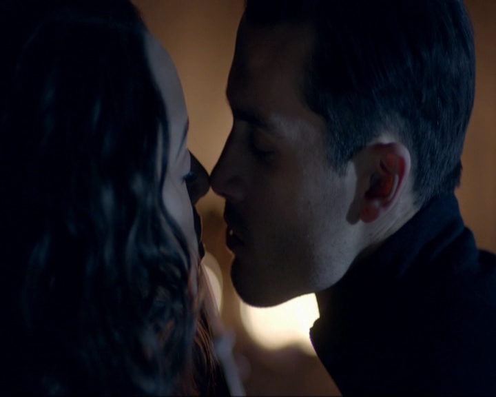 VampireDiariesWorld-dot-nl_7x19SomebodyThatIUsedtoKnow1712.jpg
