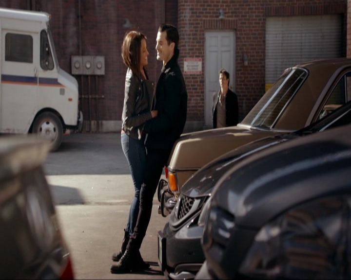 VampireDiariesWorld-dot-nl_7x19SomebodyThatIUsedtoKnow1739.jpg