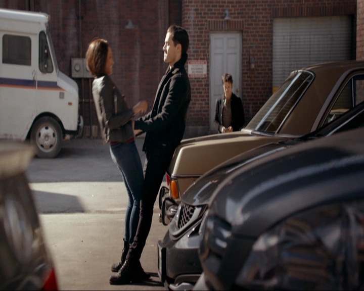 VampireDiariesWorld-dot-nl_7x19SomebodyThatIUsedtoKnow1741.jpg