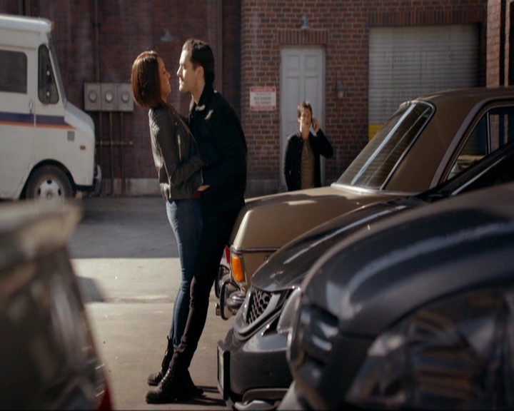 VampireDiariesWorld-dot-nl_7x19SomebodyThatIUsedtoKnow1743.jpg