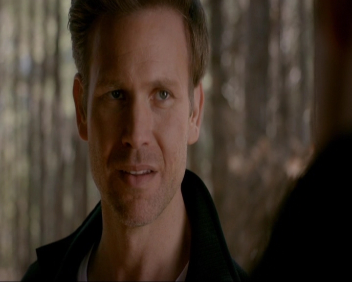 VampireDiariesWorld-dot-nl_7x19SomebodyThatIUsedtoKnow2117.jpg