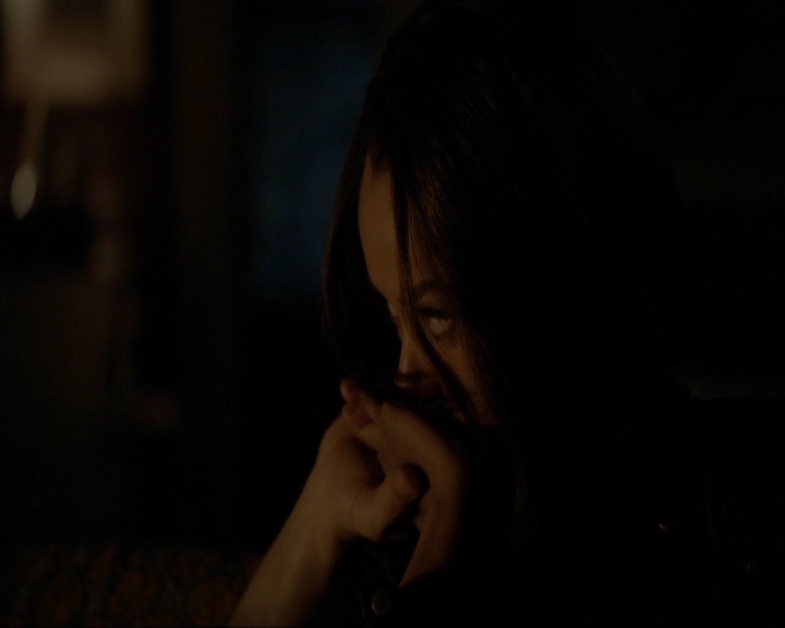 VampireDiariesWorld-dot-nl_7x19SomebodyThatIUsedtoKnow2189.jpg