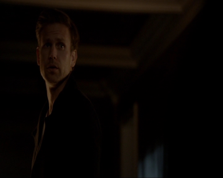 VampireDiariesWorld-dot-nl_7x19SomebodyThatIUsedtoKnow2195.jpg