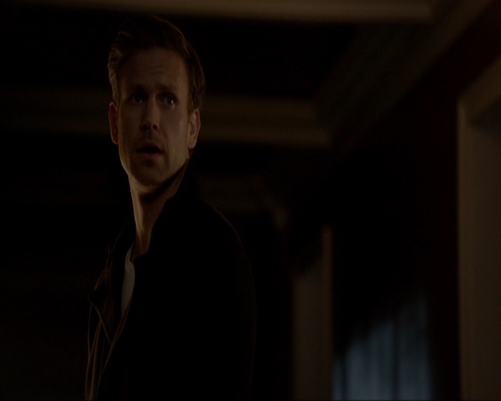 VampireDiariesWorld-dot-nl_7x19SomebodyThatIUsedtoKnow2196.jpg