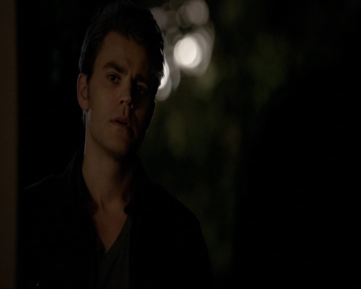 VampireDiariesWorld-dot-nl_7x19SomebodyThatIUsedtoKnow2203.jpg