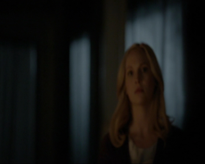 VampireDiariesWorld-dot-nl_7x19SomebodyThatIUsedtoKnow2205.jpg
