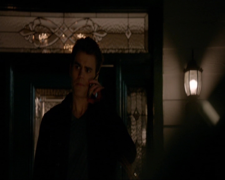 VampireDiariesWorld-dot-nl_7x19SomebodyThatIUsedtoKnow2256.jpg