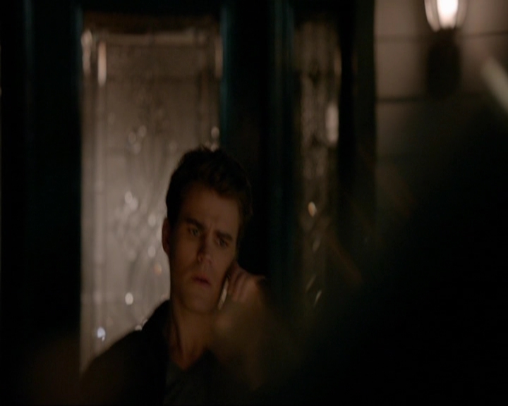 VampireDiariesWorld-dot-nl_7x19SomebodyThatIUsedtoKnow2257.jpg