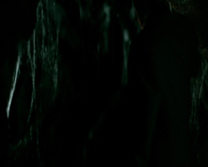 VampireDiariesWorld-dot-nl_7x20KillEmAll0075.jpg