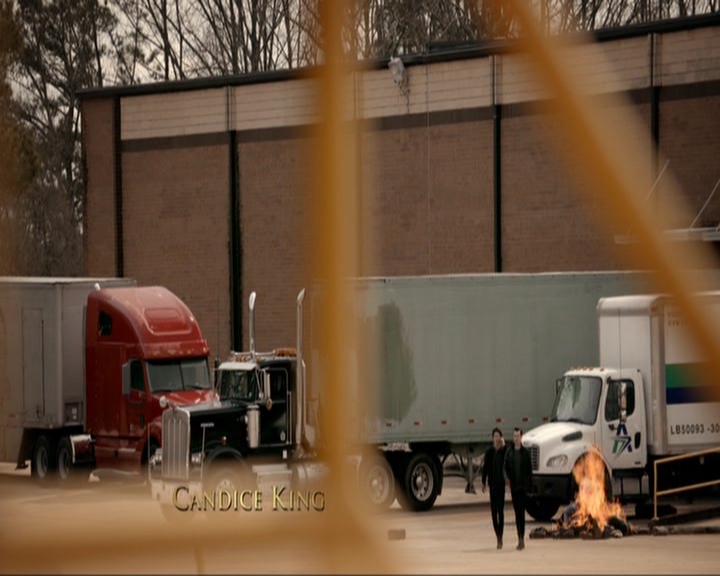 VampireDiariesWorld-dot-nl_7x20KillEmAll0217.jpg