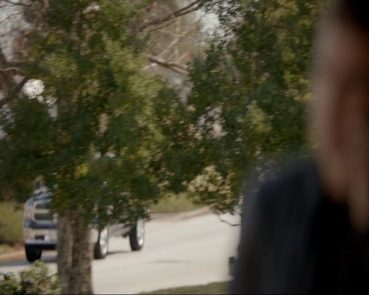 VampireDiariesWorld-dot-nl_7x20KillEmAll0251.jpg
