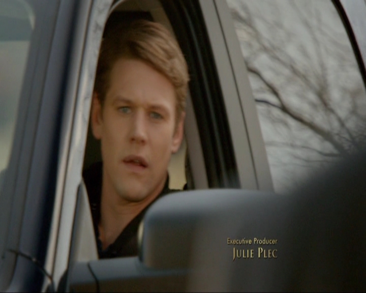 VampireDiariesWorld-dot-nl_7x20KillEmAll0277.jpg