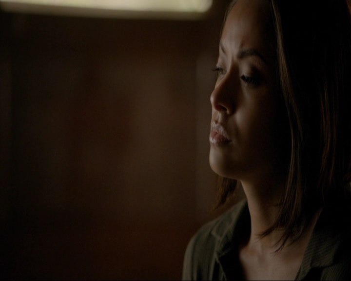 VampireDiariesWorld-dot-nl_7x20KillEmAll0382.jpg