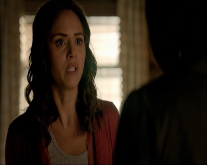 VampireDiariesWorld-dot-nl_7x20KillEmAll0711.jpg