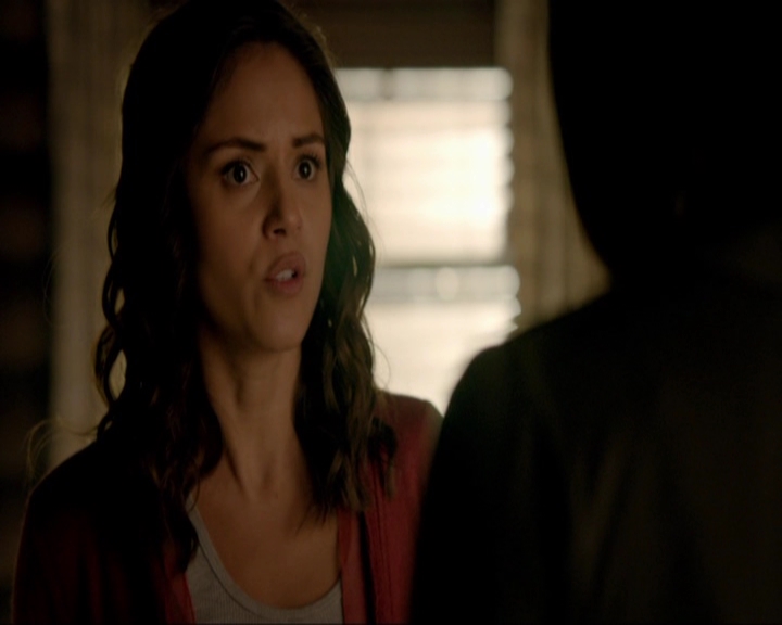 VampireDiariesWorld-dot-nl_7x20KillEmAll0712.jpg