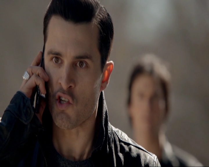 VampireDiariesWorld-dot-nl_7x20KillEmAll0854.jpg