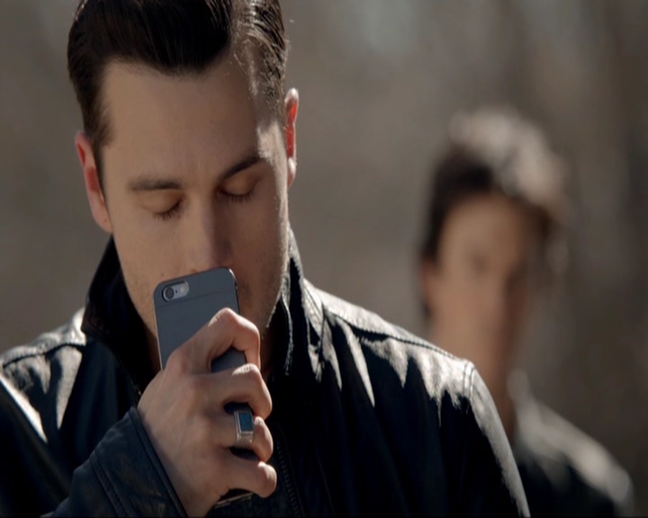 VampireDiariesWorld-dot-nl_7x20KillEmAll0916.jpg