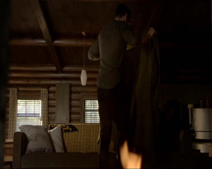 VampireDiariesWorld-dot-nl_7x20KillEmAll1192.jpg