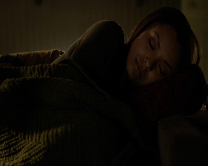VampireDiariesWorld-dot-nl_7x20KillEmAll1195.jpg