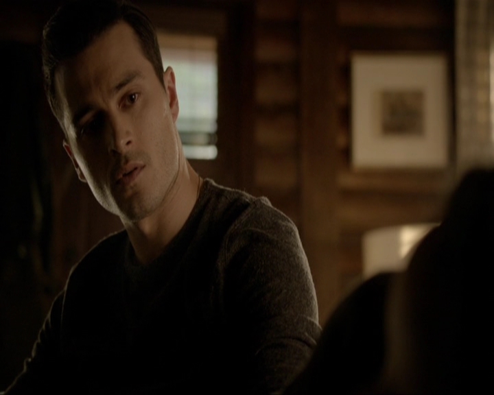VampireDiariesWorld-dot-nl_7x20KillEmAll1198.jpg