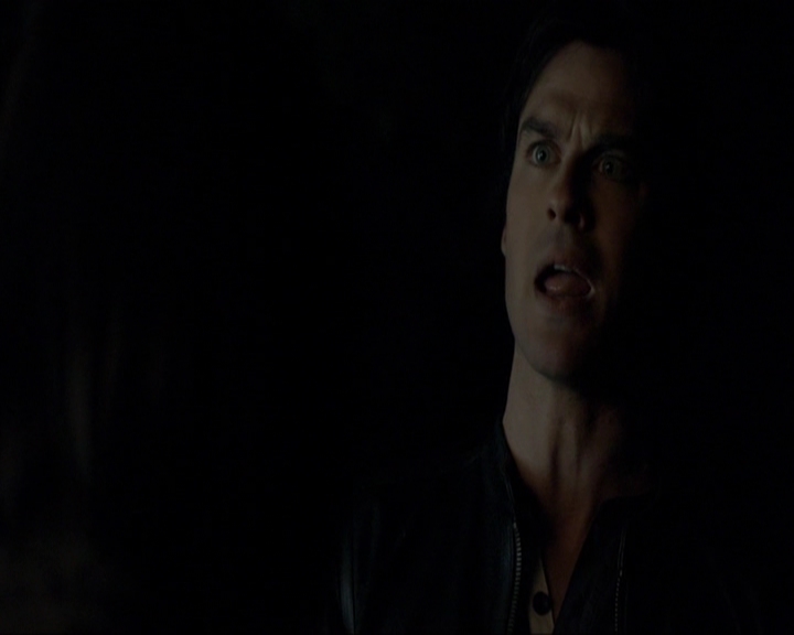 VampireDiariesWorld-dot-nl_7x20KillEmAll1428.jpg