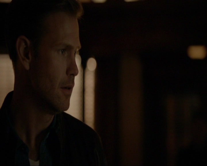VampireDiariesWorld-dot-nl_7x20KillEmAll1456.jpg