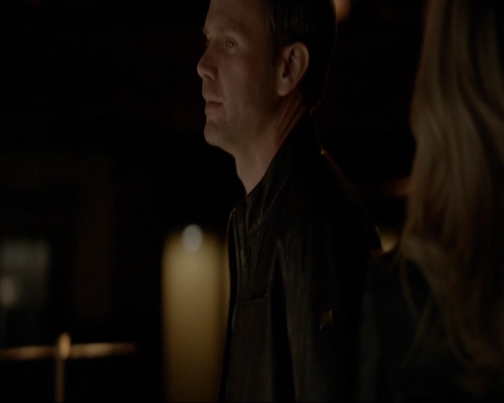 VampireDiariesWorld-dot-nl_7x20KillEmAll1490.jpg