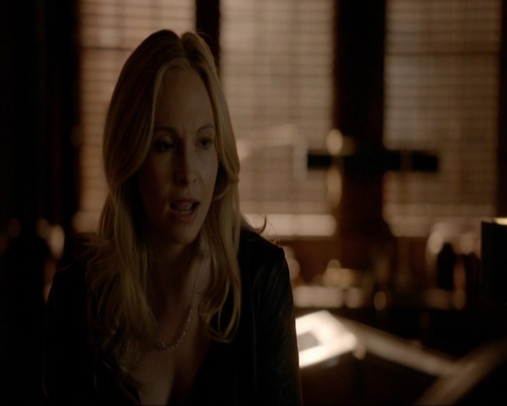 VampireDiariesWorld-dot-nl_7x20KillEmAll1515.jpg