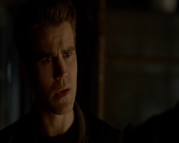 VampireDiariesWorld-dot-nl_7x20KillEmAll1580.jpg