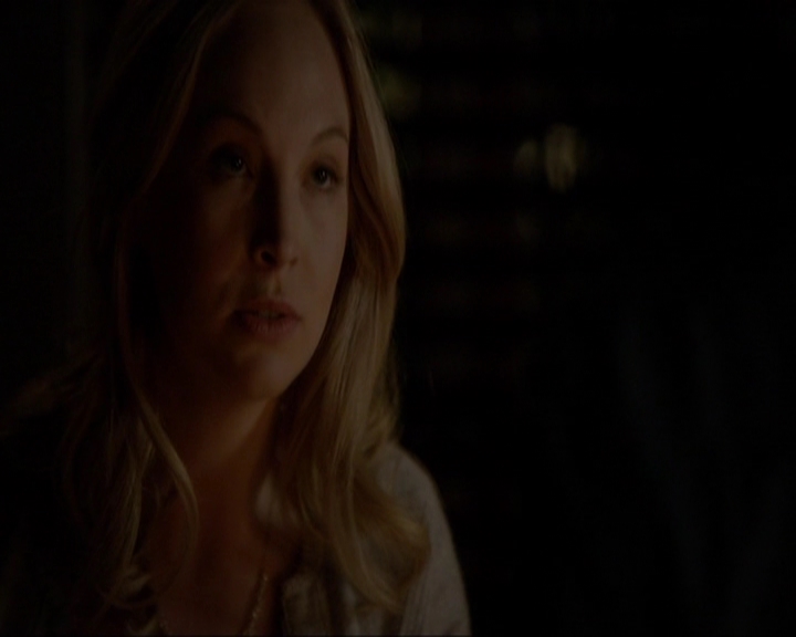 VampireDiariesWorld-dot-nl_7x20KillEmAll2033.jpg