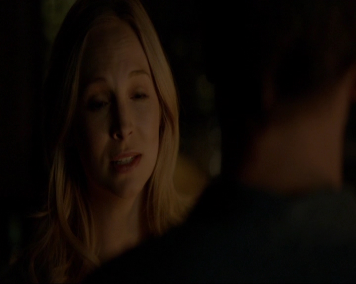 VampireDiariesWorld-dot-nl_7x20KillEmAll2151.jpg