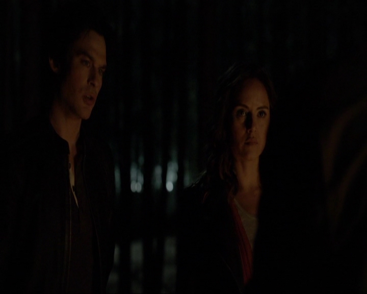 VampireDiariesWorld-dot-nl_7x20KillEmAll2197.jpg