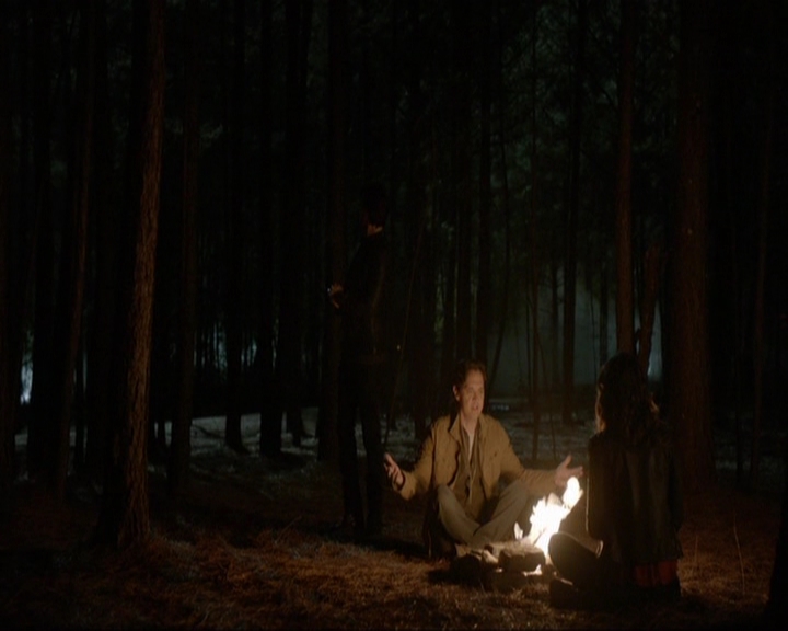VampireDiariesWorld-dot-nl_7x20KillEmAll2217.jpg