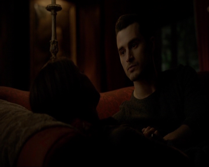 VampireDiariesWorld-dot-nl_7x20KillEmAll2223.jpg