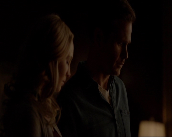 VampireDiariesWorld-dot-nl_7x20KillEmAll2232.jpg
