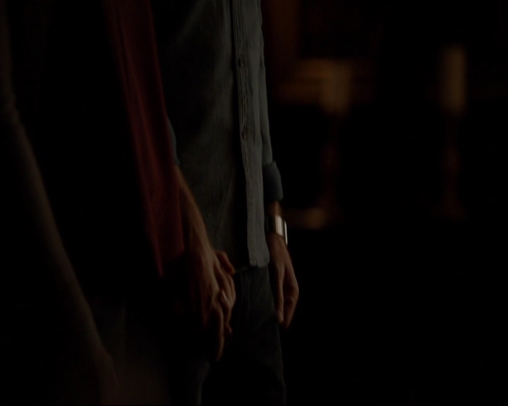 VampireDiariesWorld-dot-nl_7x20KillEmAll2234.jpg
