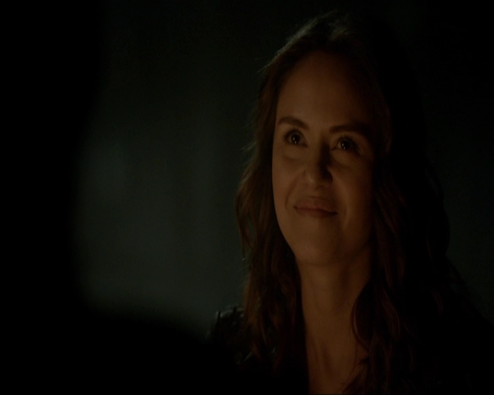 VampireDiariesWorld-dot-nl_7x20KillEmAll2250.jpg