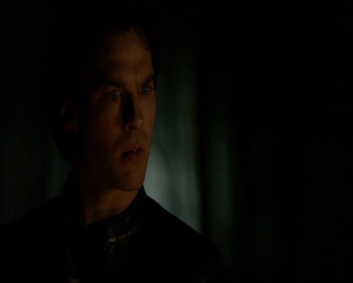 VampireDiariesWorld-dot-nl_7x20KillEmAll2254.jpg