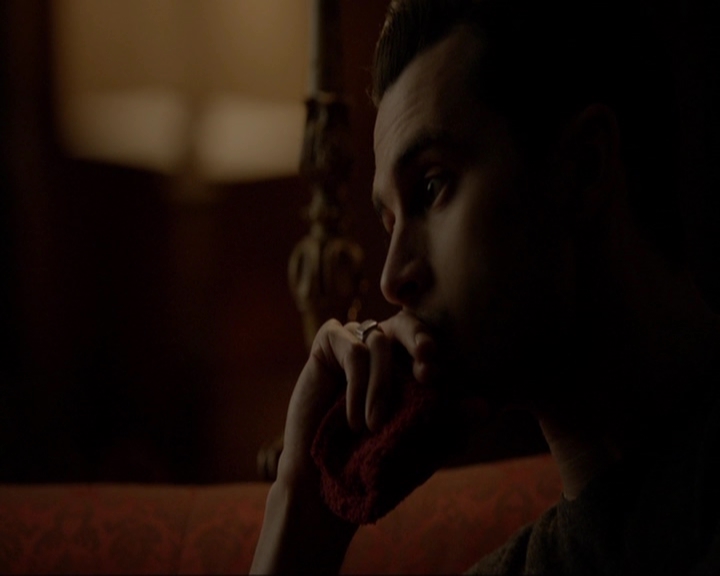 VampireDiariesWorld-dot-nl_7x20KillEmAll2260.jpg