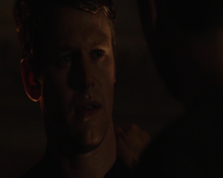 VampireDiariesWorld-dot-nl_7x21RequiemForADream-deletedscenes0091.jpg